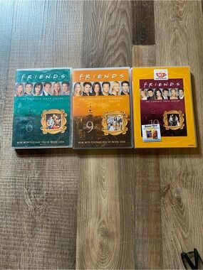 Source Unknown FRIENDS Seasons 6 9 10 DVD Set - Teal, Orange, Yellow